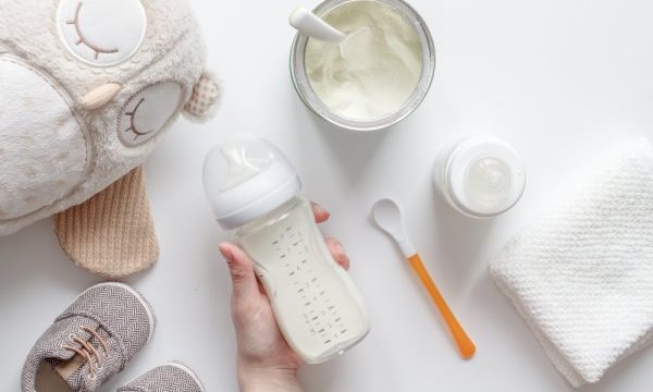Tips Memilih Susu Formula untuk Bayi